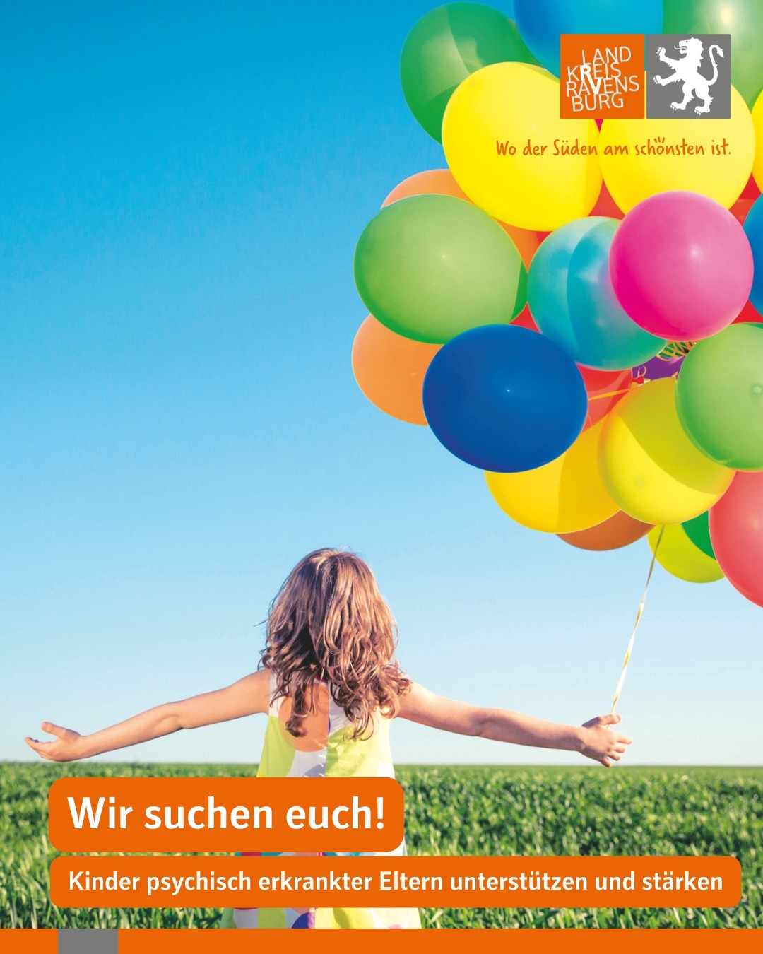 Zu sehen ist ein Mädchen von hinten, welches eine Luftballon Girlande in der Hand hält und die Arme dabei zur Seite aussteckt.