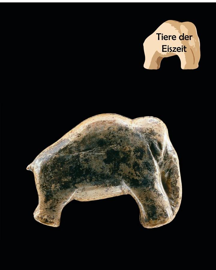 Dieser Alternativtext wurde KI-generiert: Darstellung einer Skulptur eines großen, vierbeinigen Tieres auf schwarzem Hintergrund. Darüber befindet sich Text, der Tiere der Eiszeit erwähnt.