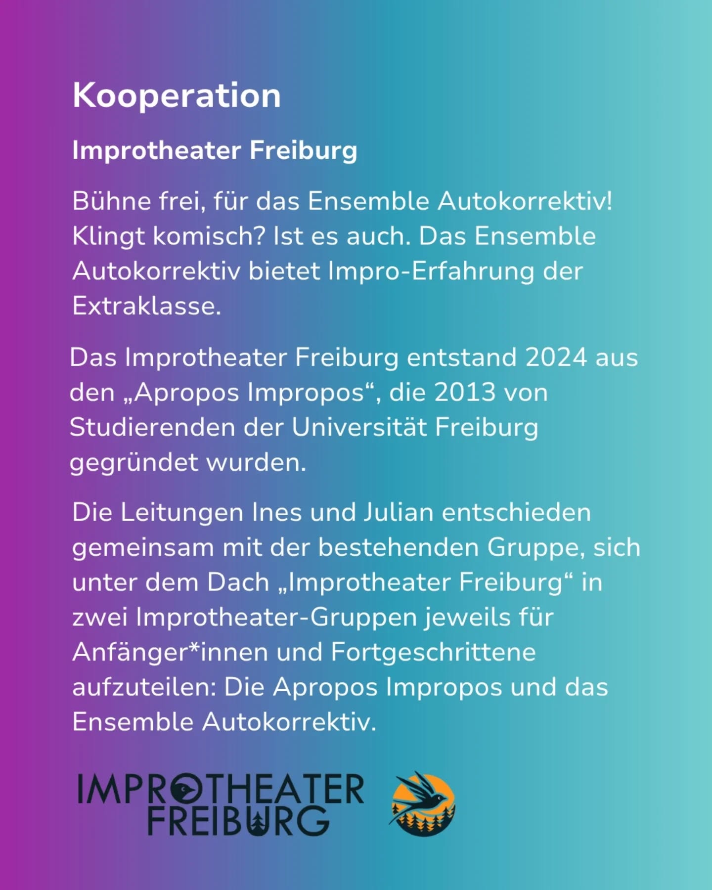 Dieser Alternativtext wurde KI-generiert: Schwarz-weißes Bild mit Text, der eine Kooperation zwischen einem Improvisationstheater und einer Universität ankündigt. Darunter befindet sich ein Logo des Improtheaters.