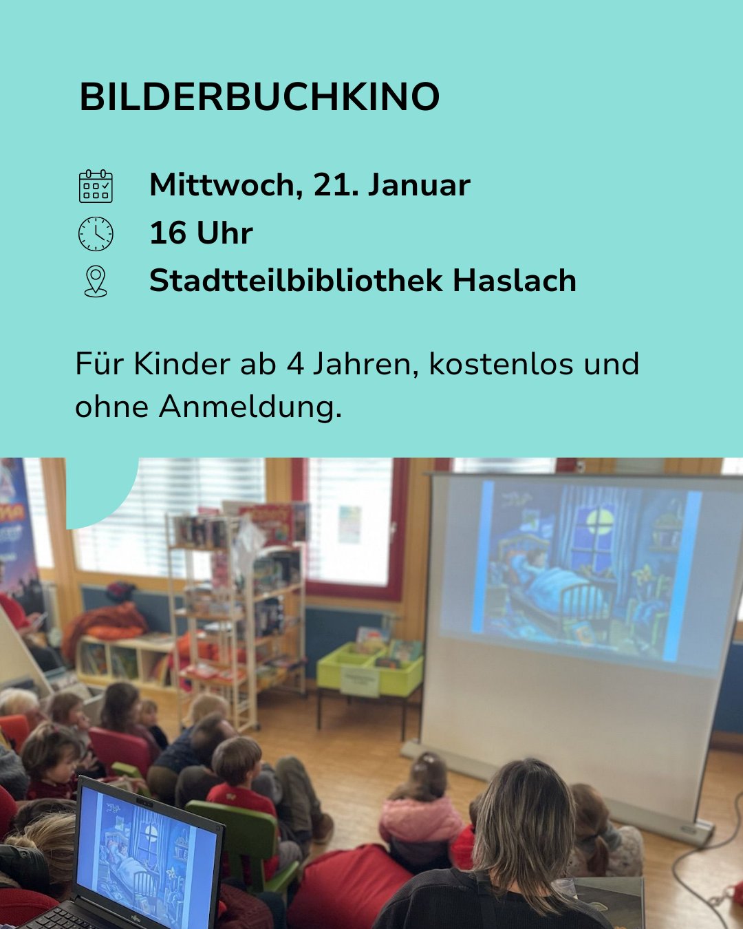 Dieser Alternativtext wurde KI-generiert: Ein farbiges Bild zeigt eine Gruppe von Menschen, die einem Film in einem Innenraum zusehen. Im Vordergrund sind Bildschirme zu sehen, die vermutlich ebenfalls den Film zeigen.