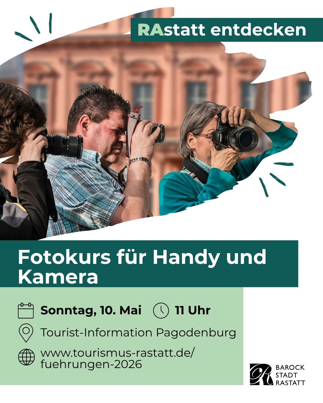 Dieser Alternativtext wurde KI-generiert: Werbeanzeige für einen Fotokurs mit einem Mann, der eine Kamera hält. Die Anzeige enthält Informationen zu Datum, Uhrzeit und Veranstaltungsort.