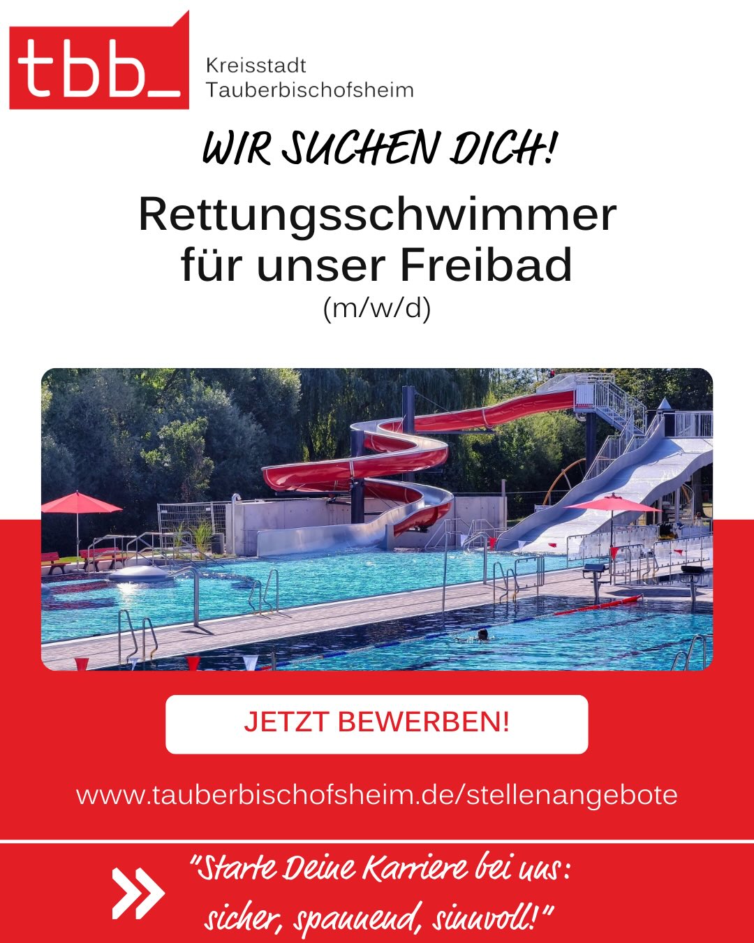Dieser Alternativtext wurde KI-generiert: Farbiges Werbeplakat mit einem Schwimmbad im Hintergrund und einem Aufruf zur Bewerbung von Rettungsschwimmern. Das Plakat enthält Text und eine Website-Adresse.