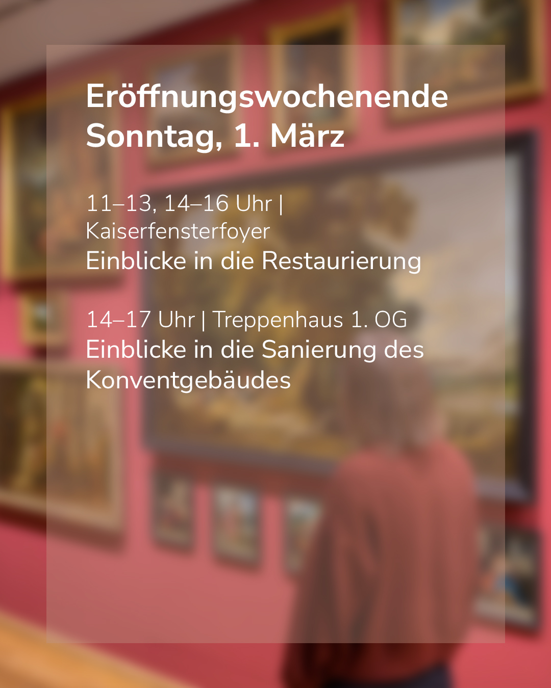 Dieser Alternativtext wurde KI-generiert: Ein farbiges Bild zeigt einen Text über ein Eröffnungswochenende mit Zeitangaben und Orten. Im Hintergrund ist ein verschwommener Innenraum zu erkennen.