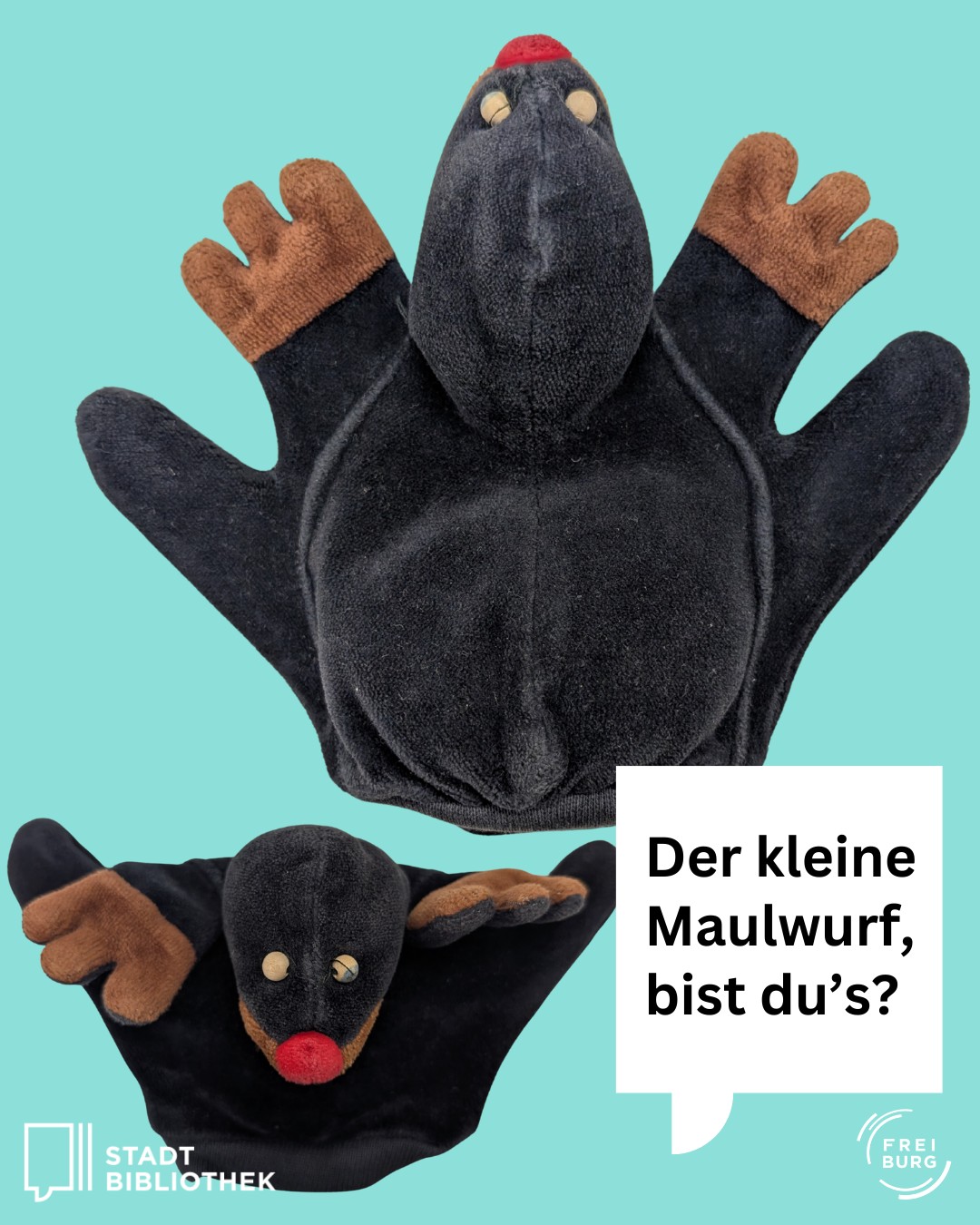 Dieser Alternativtext wurde KI-generiert: Ein Stofftier in Form eines Molchs schwebt vor einem hellblauen Hintergrund. Ein Textfeld mit Aufschrift befindet sich unten im Bild.