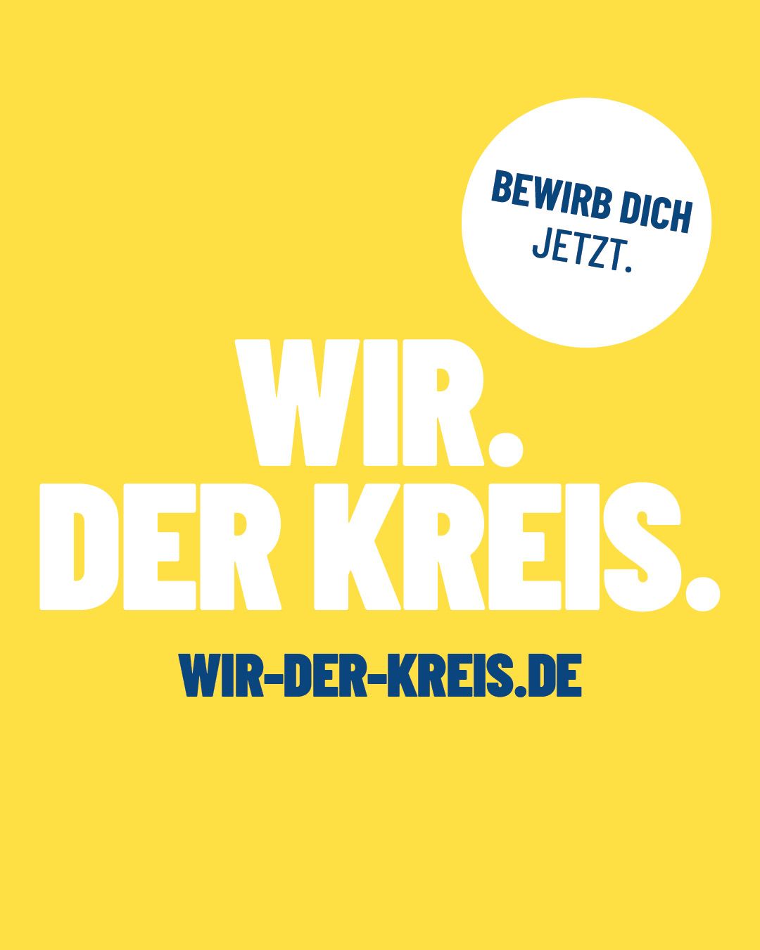 Dieser Alternativtext wurde KI-generiert: Gelber Hintergrund mit weißem Text. Der Text enthält eine Werbebotschaft mit der Aufforderung, sich zu bewerben, und einer Webadresse.